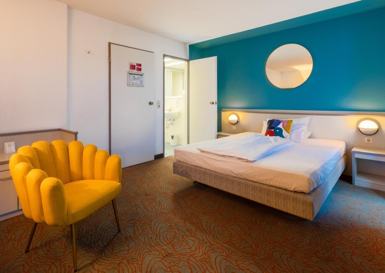 Hessenland Hotel Kassel Innenstadt By Stay Awesome Exterior photo